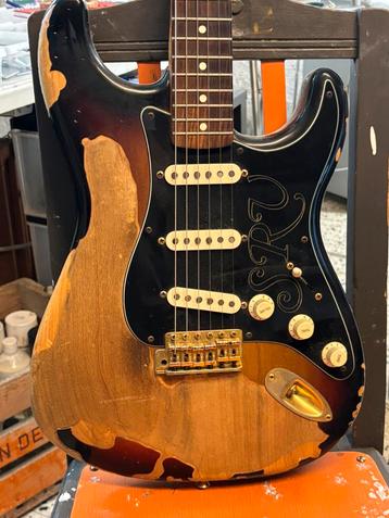 Stratocaster srv beschikbaar voor biedingen