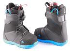 Bottes de snowboard 35 EU pour enfants BURTON KIDS, Sports & Fitness, Envoi, Utilisé, Chaussures