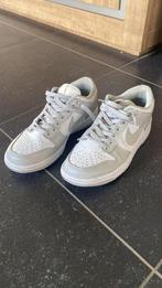 Te koop wegens te snel te klein , NIKE...., Kleding | Heren, Schoenen, Sneakers, Wit, Zo goed als nieuw, Nike