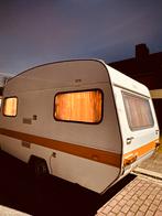 Leuke Vintage Caravan Wilk Sport 370 QB 4 personen 750kg, Standaardzit, 50 kg of minder, 2 aparte bedden, Wilk