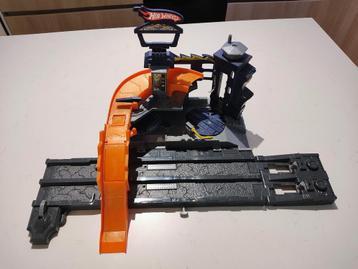 Hot Wheels Lanceerplatform + Auto’s beschikbaar voor biedingen