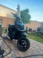 Piaggio zip sp h2o orgineel, Fietsen en Brommers, Ophalen, Tweetakt, Zip, Nieuw