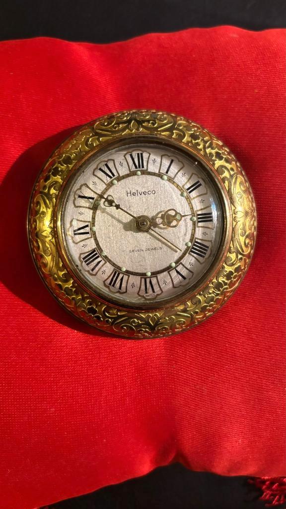 Helveco reiswekker, Antiek en Kunst, Antiek | Klokken, Ophalen of Verzenden