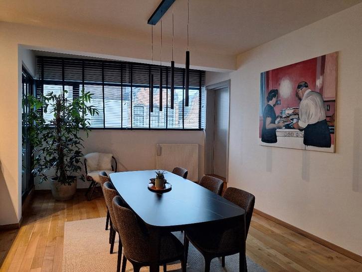 Eettafel curvo (eventueel met stoelen)-Juntoo, Maison & Meubles, Tables | Tables à manger, Comme neuf, 100 à 150 cm, 200 cm ou plus