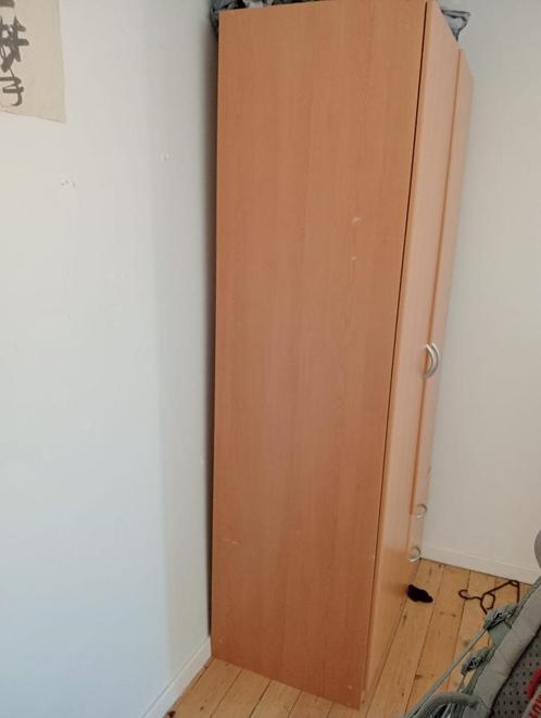 2-deurs kledingkast, Huis en Inrichting, Kasten | Kleerkasten, Gebruikt, 150 tot 200 cm, 50 tot 100 cm, 25 tot 50 cm, Met lade(s)