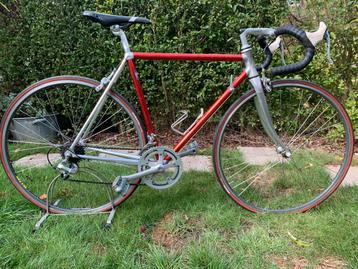 Retro koersfiets Vitus beschikbaar voor biedingen