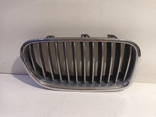 GRILLEROOSTER RECHTS BMW 5 serie (F10) (51137200728), Auto-onderdelen, Carrosserie, BMW, Rechts, Gebruikt