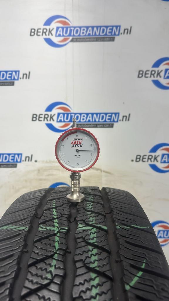 2x Continental VanContact Winter 215/60 R17C 109/107T 215/60, Auto-onderdelen, Banden en Velgen, Band(en), Winterbanden, 17 inch