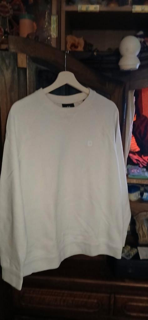 Pulls homme taille L vous lnacheter sur vinted voir la descr, Kleding | Heren, Truien en Vesten, Gedragen, Ophalen of Verzenden