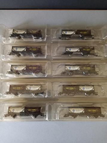 N-schaal Minitrix wagons met lading - type LG598 beschikbaar voor biedingen