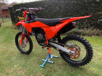 Ktm sxf 450 2023 beschikbaar voor biedingen