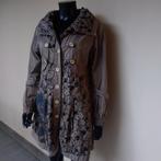 Zeer mooie damesjas, Kleding | Dames, Dames jas  pompen rouge, Verzenden, Zo goed als nieuw, Maat 42/44 (L)