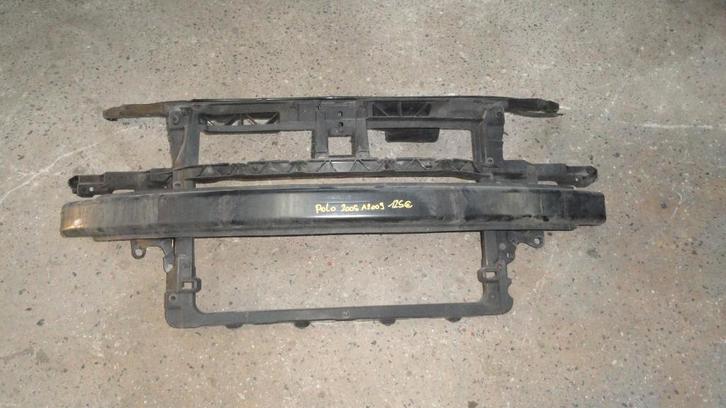 A vendre face avant Polo 2005 à 2009, Auto-onderdelen, Carrosserie, Volkswagen, Voor, Gebruikt, Ophalen