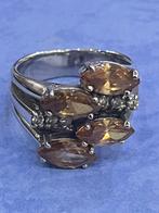 Zilveren ring 925, Handtassen en Accessoires, Ringen, Ophalen of Verzenden, Zo goed als nieuw, Bruin