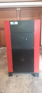 Chaudière à PELLETS, Chaudière CC ou Chaudière combinée, Enlèvement, Utilisé, 60 à 150 cm