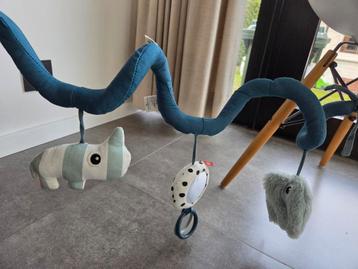 Speelgoed done by deer beschikbaar voor biedingen