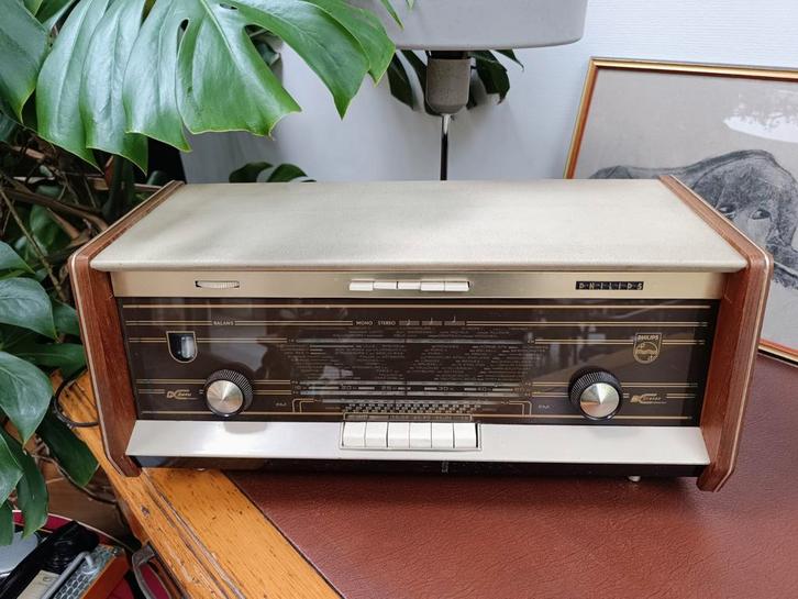 Oude Philips radio, Antiek en Kunst, Antiek | Tv's en Audio, Ophalen