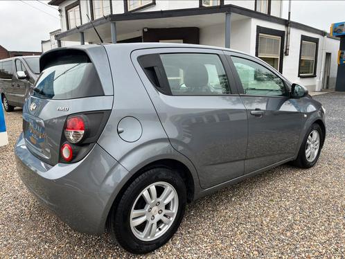 Chvrolet aveo 1.3 benzine jaar 12/2013, Auto's, Chevrolet, Bedrijf, Te koop, Aveo, Benzine, Euro 5, Berline, 5 deurs, Handgeschakeld