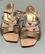 Sandalen beige en goud maat 35, Ophalen, Beige, Sandalen of Muiltjes, Zo goed als nieuw