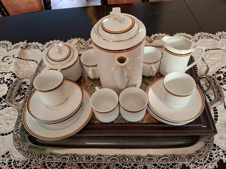 koffieservies met Belgische vlag / servetten A - P, Verzamelen, Koningshuis en Royalty, Gebruikt, Servies, Ophalen of Verzenden