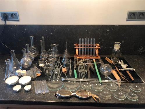 antiek laboratorium materiaal glas- labomateriaal  40's-50's, Antiek en Kunst, Antiek | Gereedschap en Instrumenten, Ophalen