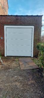 Witte garagedeur, Ophalen, Gebruikt