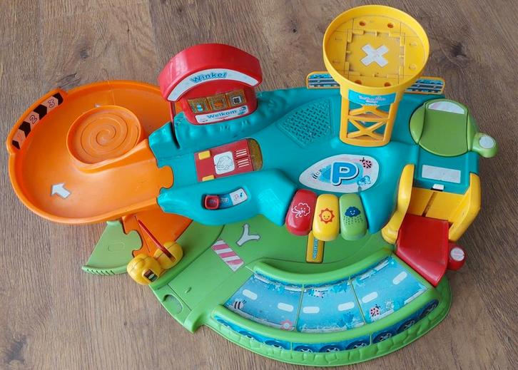 VTech Toet Toet Auto's parkeergarage, auto's en wegdelen, Kinderen en Baby's, Speelgoed | Racebanen, Gebruikt, Racebaan, Elektrisch