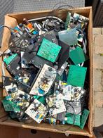 Groot lot printplaten condensatoren weerstanden, Hobby en Vrije tijd, Elektronica-componenten, Ophalen, Gebruikt