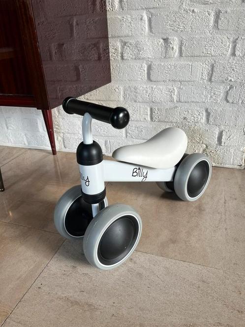 Billy Loopfiets zwart/Wit, Kinderen en Baby's, Speelgoed | Buiten | Voertuigen en Loopfietsen, Loopfiets, Ophalen