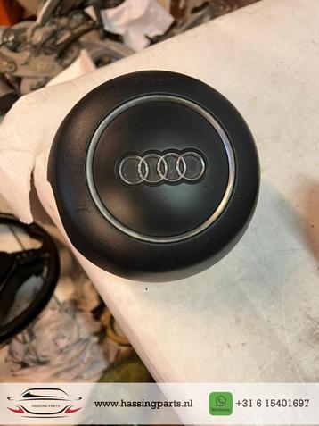Audi A1 Airbags (Stuur) met artikelnummer 8X0880201C 8X08802 beschikbaar voor biedingen