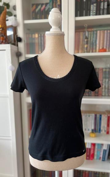 T-shirt noir Esprit t.L beschikbaar voor biedingen