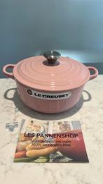 Nieuwe Le Creuset braadpan Chiffon Pink 20 cm, Huis en Inrichting, Keuken | Potten en Pannen, Gietijzer, Nieuw, Ophalen of Verzenden