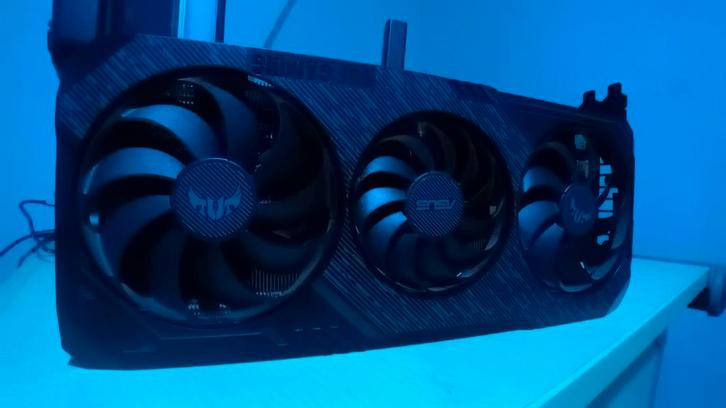 Rx 5600 xt evo 6gb asus tuf, Computers en Software, Videokaarten, Gebruikt, AMD, PCI-Express 4.0, GDDR6, HDMI, Ophalen of Verzenden