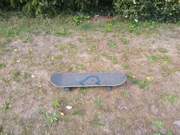 Skateboard  beschikbaar voor biedingen