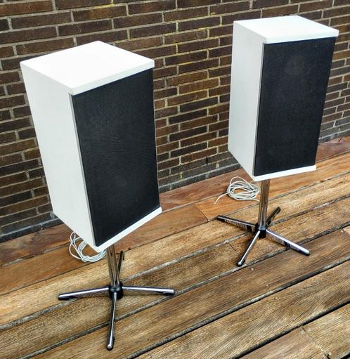 B&W DM/4 luidsprekers met vintage statieven, Audio, Tv en Foto, Luidsprekerboxen, Gebruikt, Front, Rear of Stereo speakers, Minder dan 60 watt