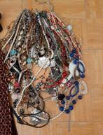 Colliers bijoux, Enlèvement, Comme neuf