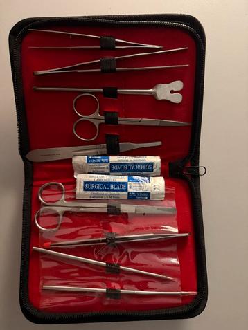 Complete dissectieset – in etui – zo goed als nieuw beschikbaar voor biedingen