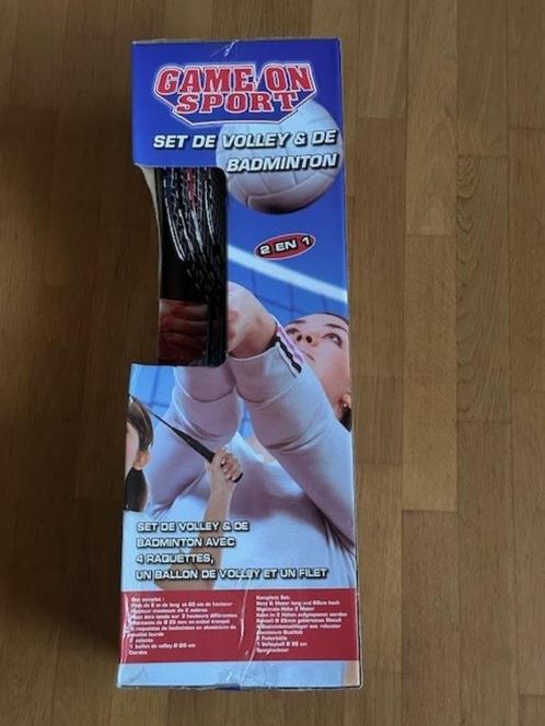 Set volley en badminton, Sport en Fitness, Volleybal, Nieuw, Bal, Ophalen