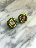 Groene oorbellen van swarovski, Met kristal, Ophalen of Verzenden, Zo goed als nieuw, Knopjes of Stekers