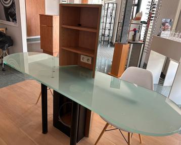 2 winkel meubelen, Enlèvement