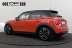 MINI Cooper 1.5i ONE - NAVI - LED - LEDER, Auto's, Overige kleuren, Bedrijf, 5 deurs, https://public.car-pass.be/vhr/53afb43a-ea4b-410a-aa26-60694eafc0e5