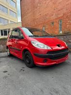 Peugeot 1007. 170.000 km klaar voor registratie, Auto's, Particulier, Euro 4, 3 deurs, Rood