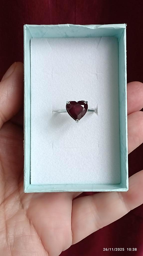 Verstelbare sterling zilveren ring met Rhodoliet granaat, Handtassen en Accessoires, Ringen, Nieuw, Dame, Rood, Zilver, Met edelsteen