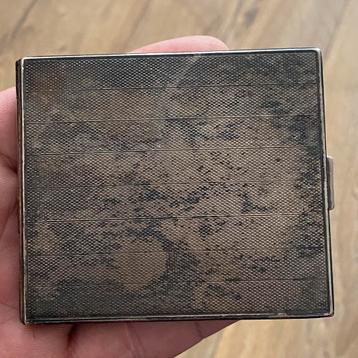 Oude sigarettendoos, zilver 835, perfecte staat beschikbaar voor biedingen