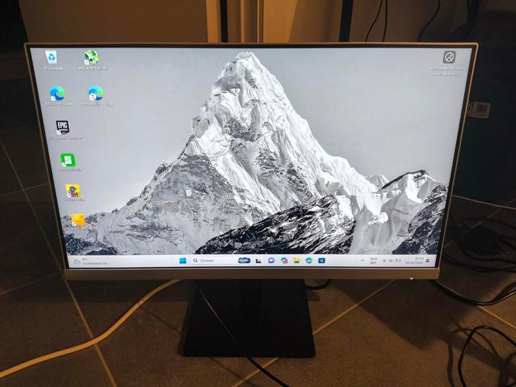 HP 24 inch 1440p monitor, Computers en Software, Monitoren, Zo goed als nieuw, HDMI, VGA, In hoogte verstelbaar, Kantelbaar, Ophalen