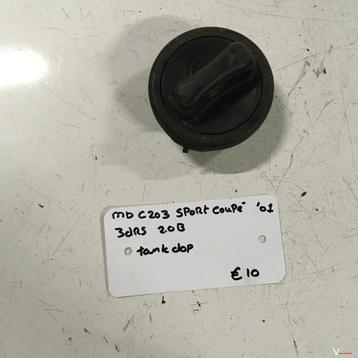 Mercedes C203 / w202  Tankdop beschikbaar voor biedingen
