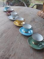 6 tasses et soucoupes à café/thé pastel anciennes, Antiquités & Art, Antiquités | Services (vaisselle) complet, Enlèvement