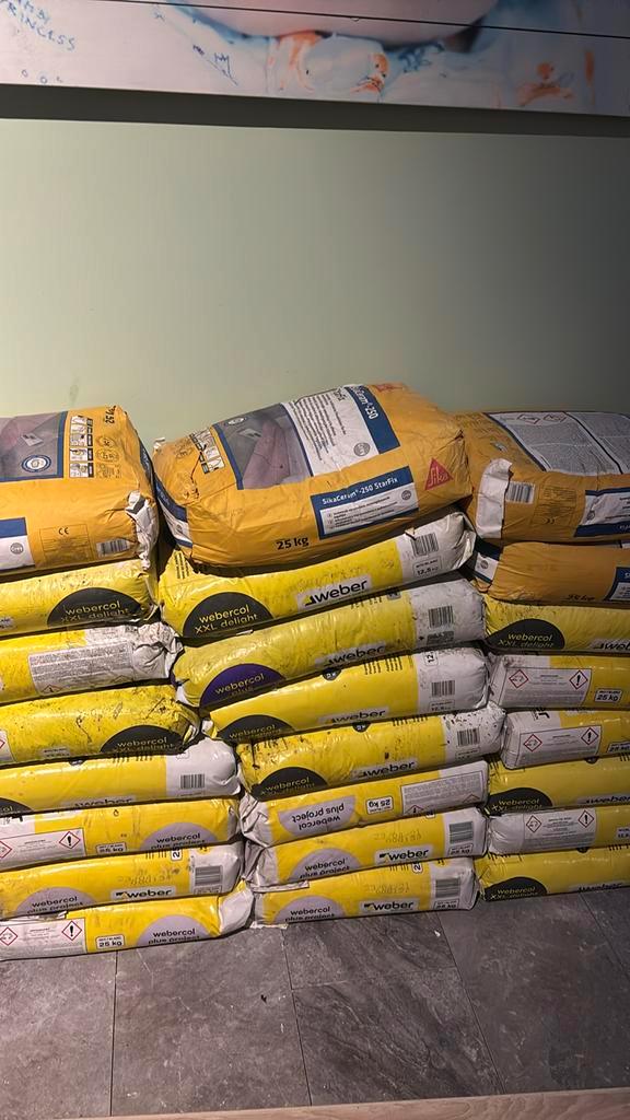 Premium Tegellijm (Weber & Sika) hoogste kwaliteit, Bricolage & Construction, Dalles & Carrelages, Comme neuf, Enlèvement