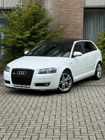 Audi A3 S-Line 1.8Tfsi Benzine Panorama CarPlay beschikbaar voor biedingen