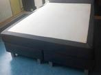 Grijze boxspring 200cm  140cm, Huis en Inrichting, Ophalen, Gebruikt, 200 cm, 140 cm